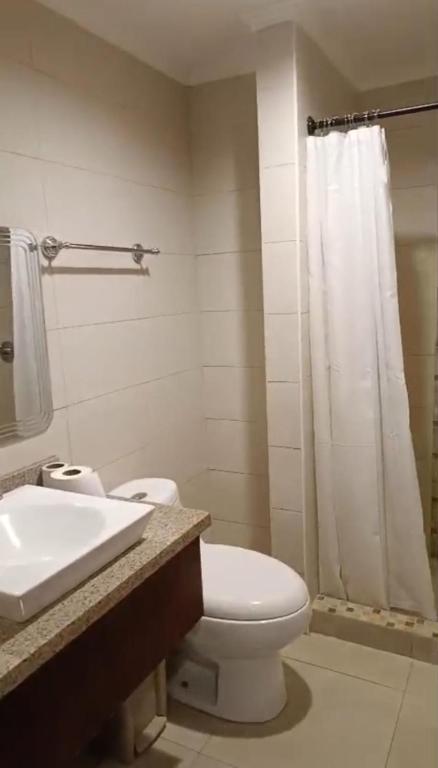 Depa Familiar 2 Habitacione Vista, Gym y Piscina RF2-710 - 4