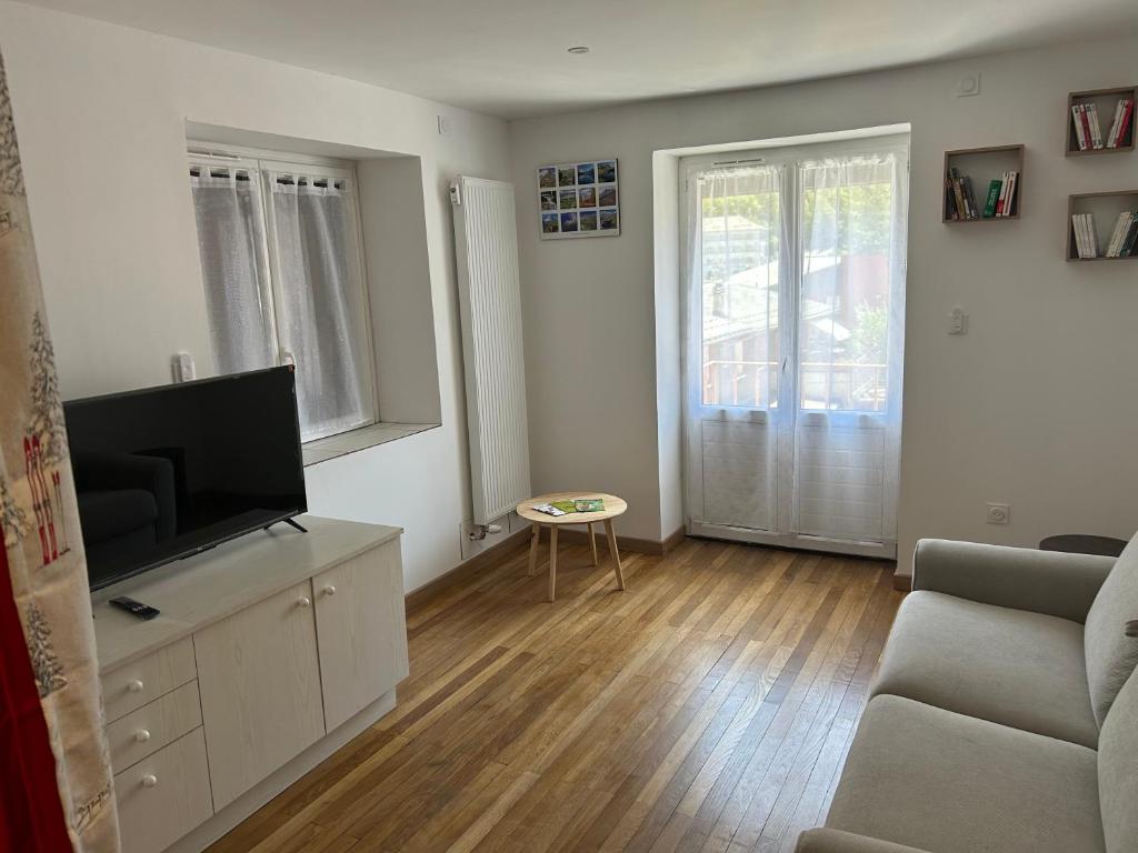 Cosy T2 bis avec 2 balcons cave à skis vélos et parking gratuit - 3