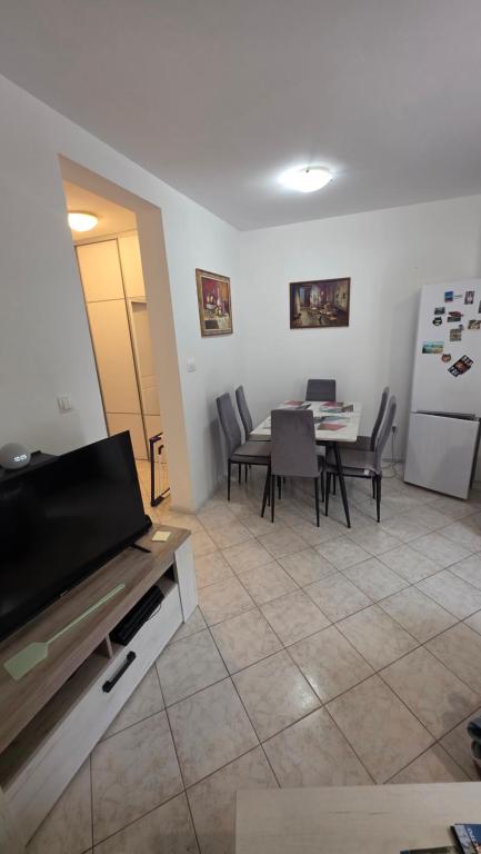 Tomopet Apartment - 4