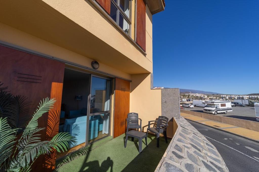El Medano, Casa Cabezo, stunning ocean house for 2-4-6-8 friends or family - 2