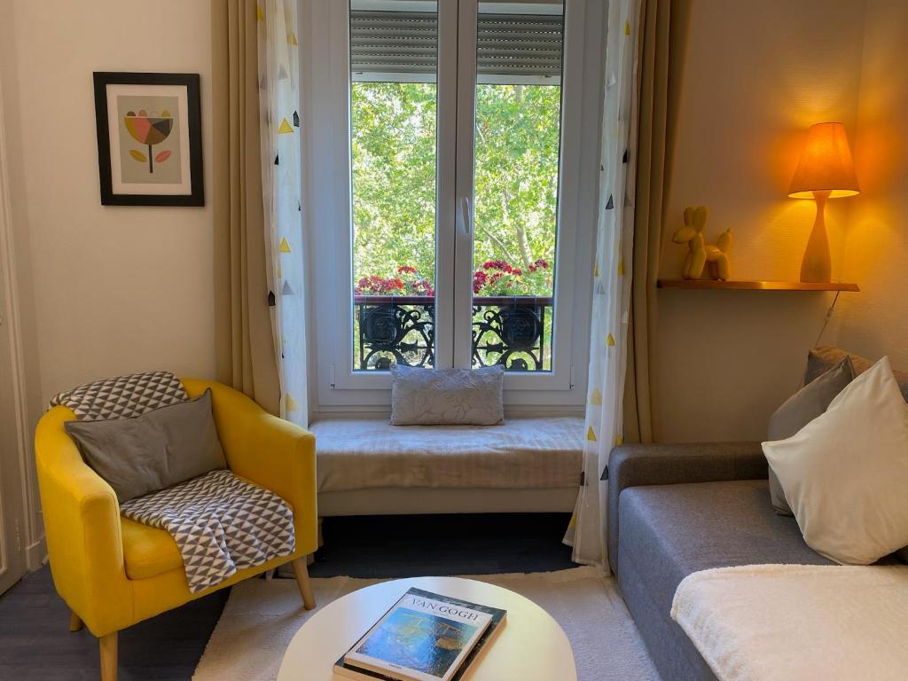 Cozy 2-Bedroom Apartment in Paris near Gare du Nord & Montmartre - 3