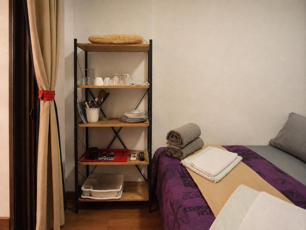 iTiS 201 Terrace Room for 2 - 3