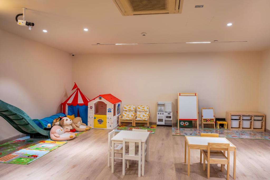Kid’s club
