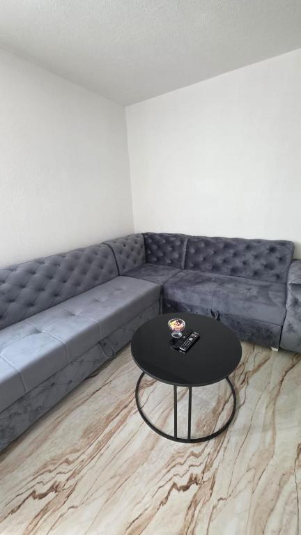 Apartmani Ameti 3 - 3