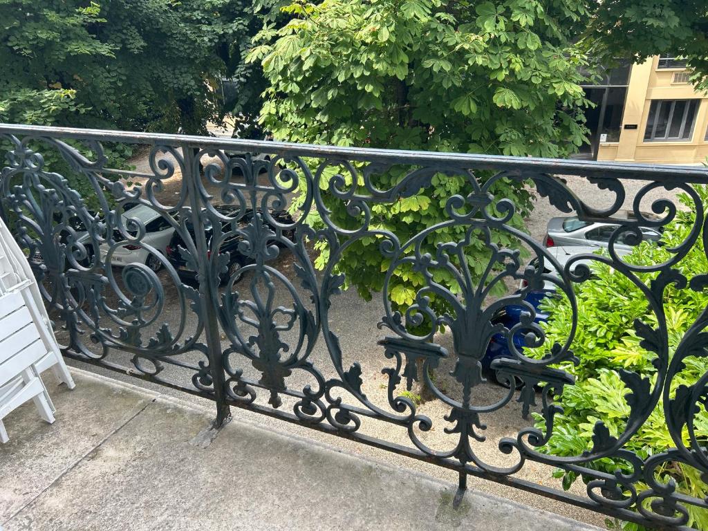 Cosy studio hyper centre balcon Wifi - 3