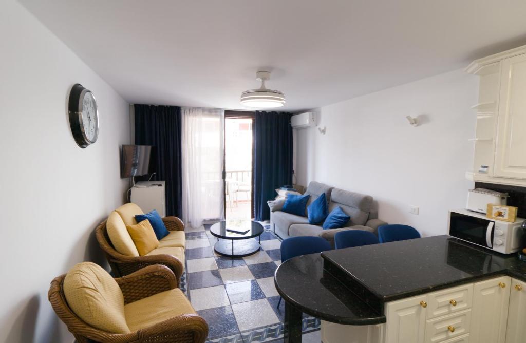 Parque Santiago I 222 by Tenerife Rental & Sales - 2