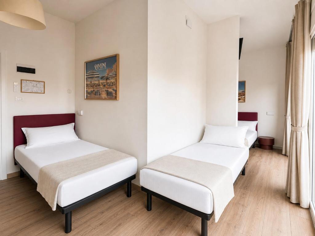 Hotel La Dolce Vita - 3