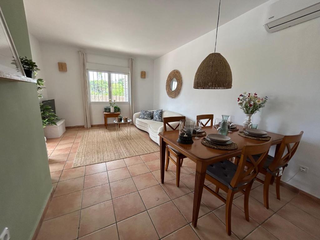 Villa Casa La Luna Granadella - 3