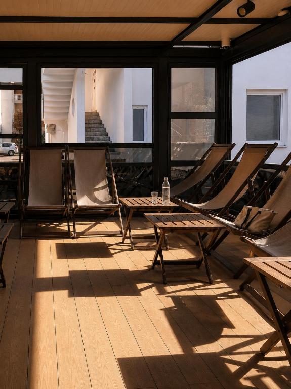 iTiS 302 Terrace View Suite for 4 guests - 5