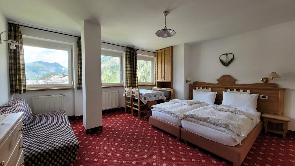 Apartments Alpenroyal Arabba - Check-in at Garni Royal - 5