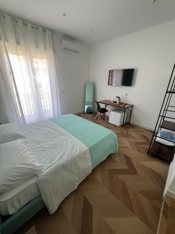 Nika Partenope Rooms - 2