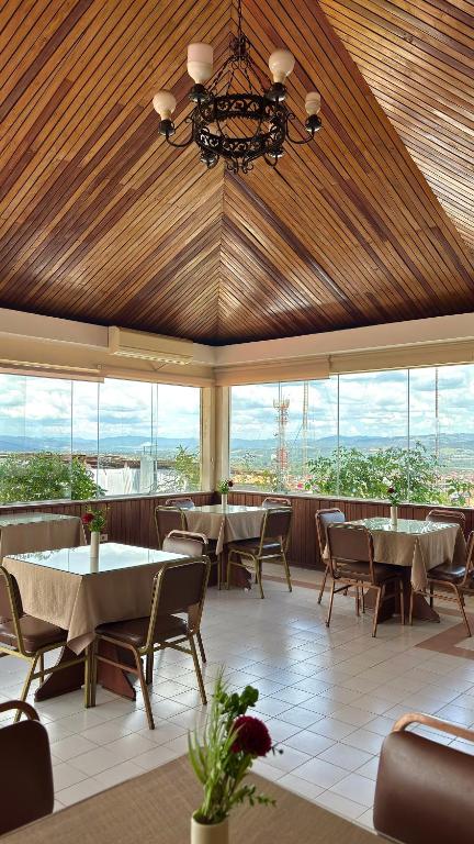 Hotel Monte Azul - 5