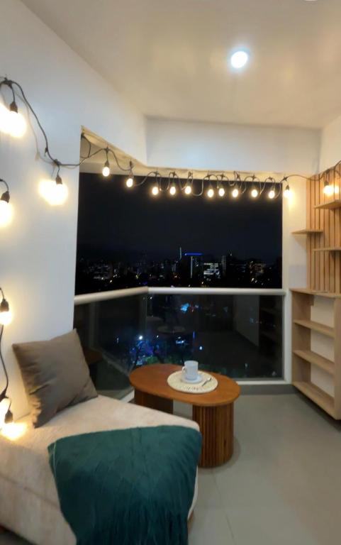 Moshi Home - 1