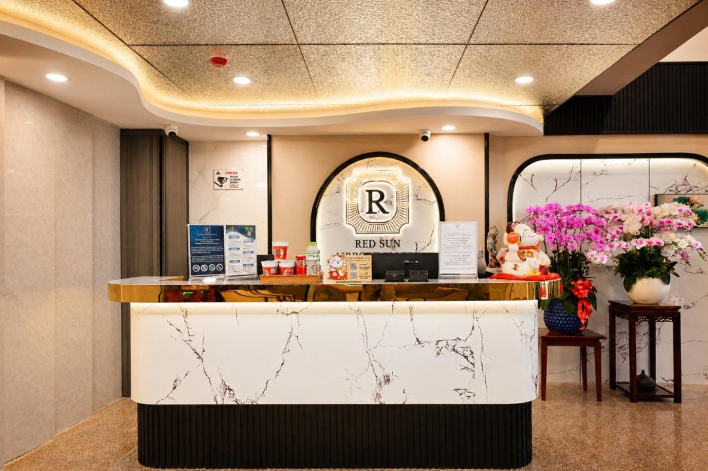 Red Sun Airport Saigon Hotel