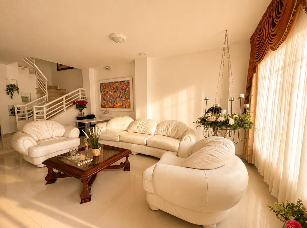 Hotel Casa Alom - 1