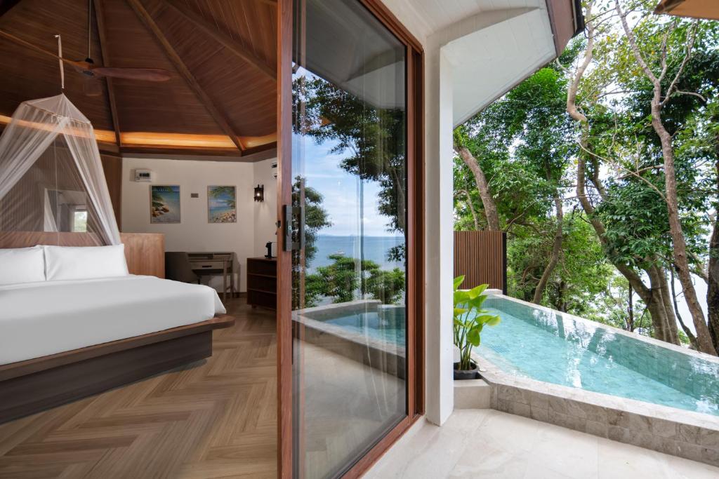 Elixir Koh Yao Yai