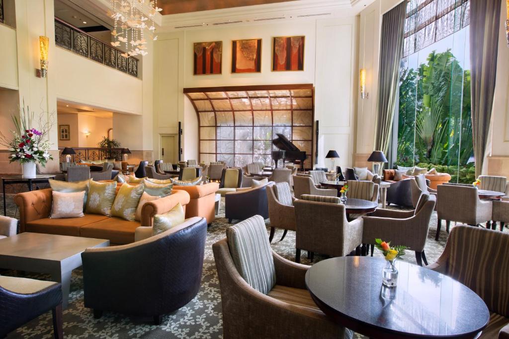 Restaurant, Hotel Borobudur Jakarta in Jakarta