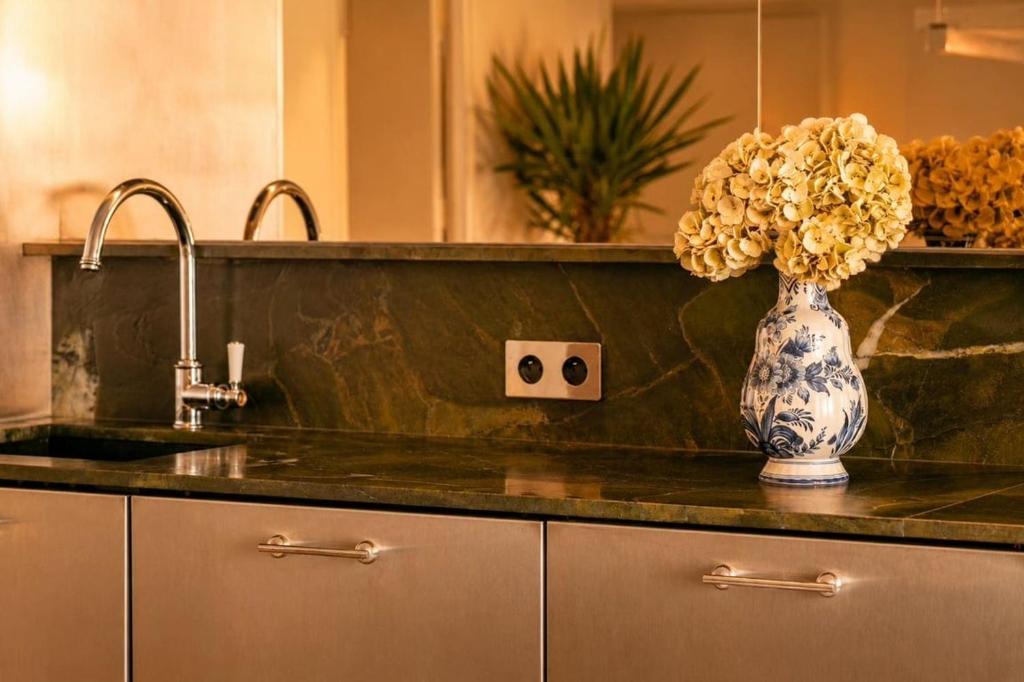 Maison Tournelles Art, Design - 5
