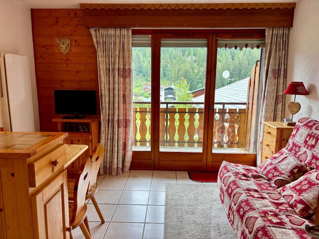 Cozy studio with mountain view - 1
