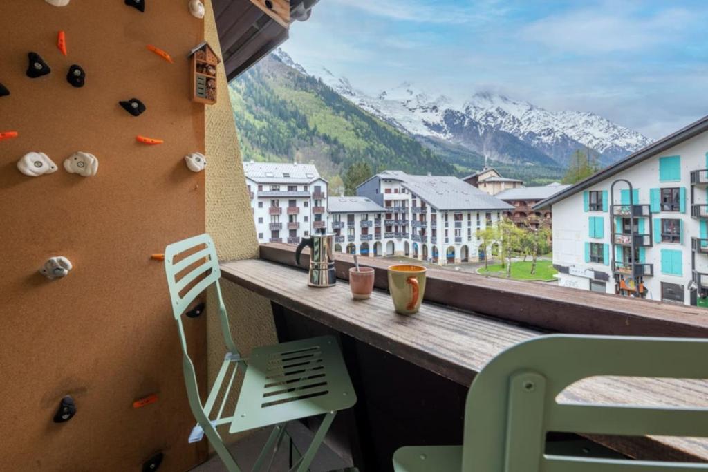 Lognan- New studio in the city center - By Cozee Rentals - 1
