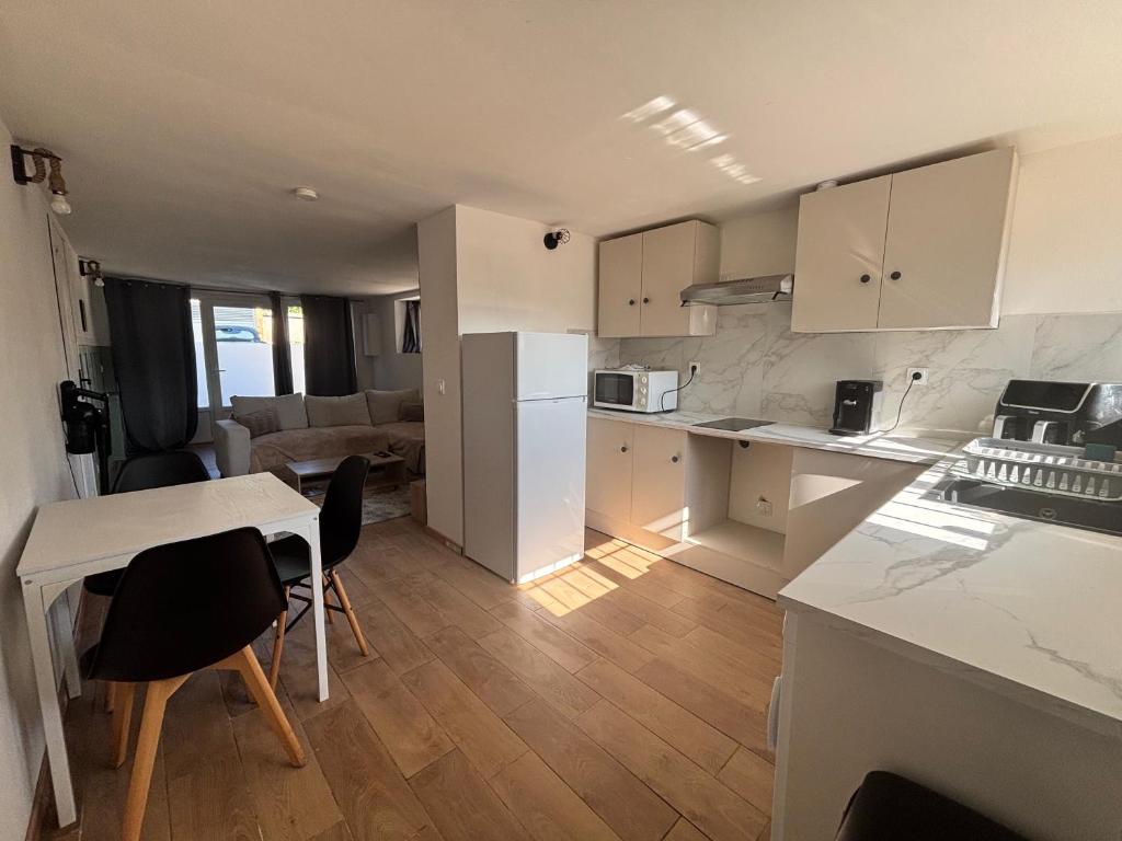 Appartement cosy avec jardin et terrasse au calme - 3