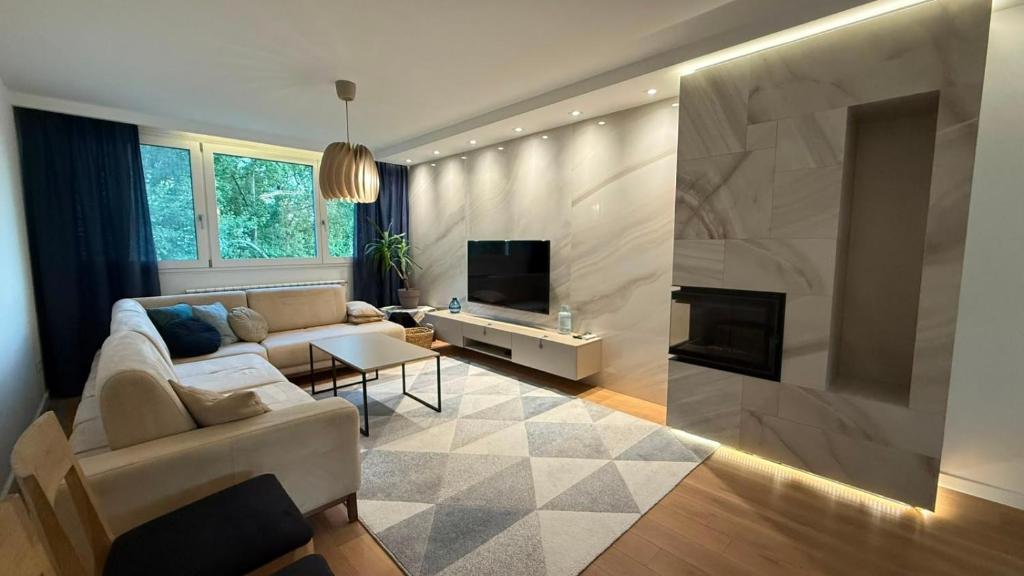 Pure Apartment - 1