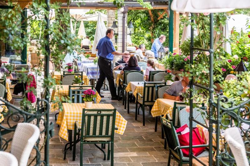 Hotel Restaurant - Häuserl im Wald Graz - 5