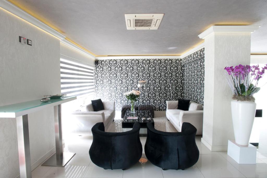 The Crystal Blue Hotel photo