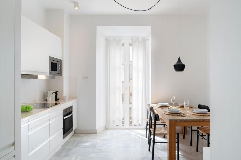 Almansa Suite Apartment - 2