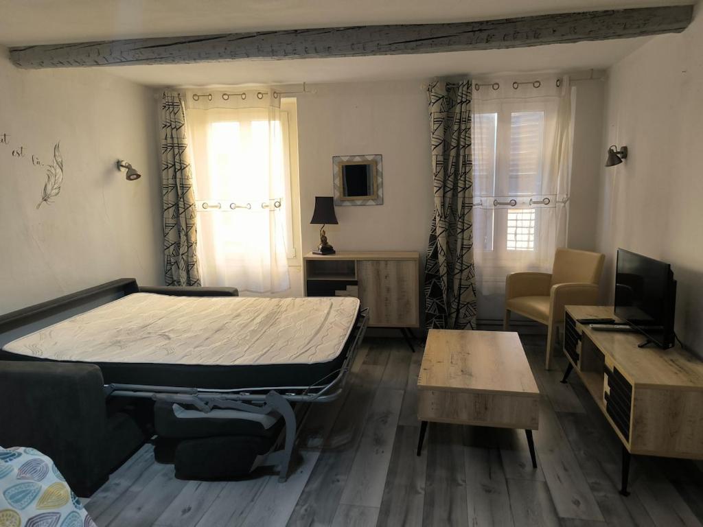 Studio spacieux et cozy à deux pas du port - 4