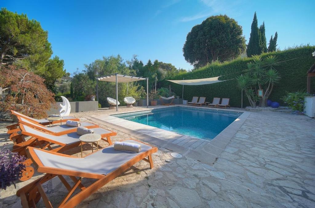 Oasis de Calme avec Piscine proche de Cannes - 4