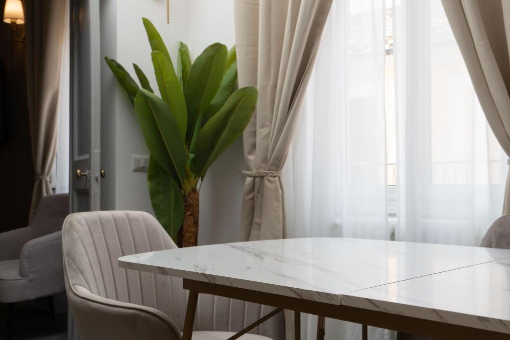 Penthouse Colosseo III - 3