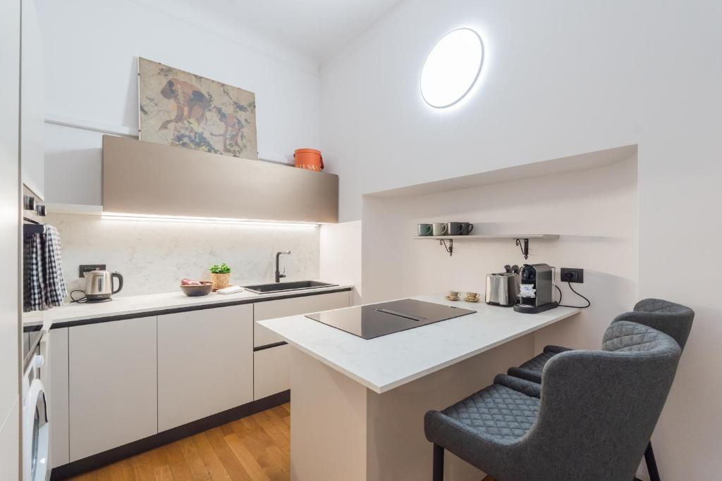 Churchkey by Rent All Como - 2