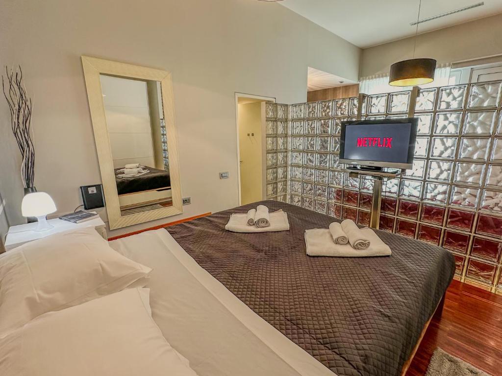 Porta Nuova Suite con Garage - 2