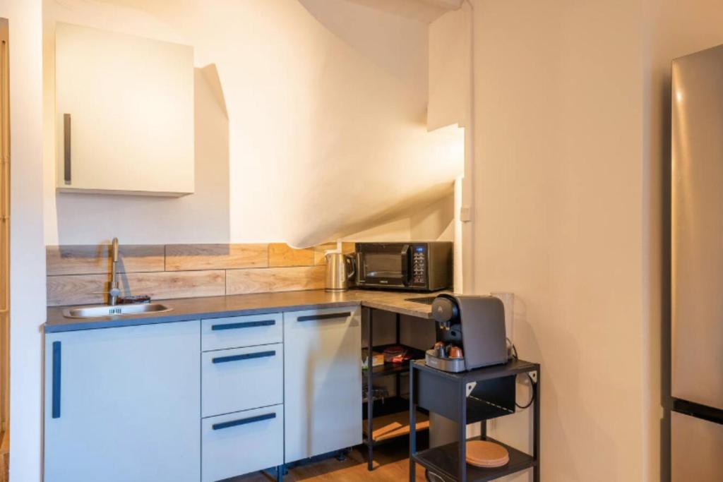 Apartment with a balcony near the Rotunda - 4