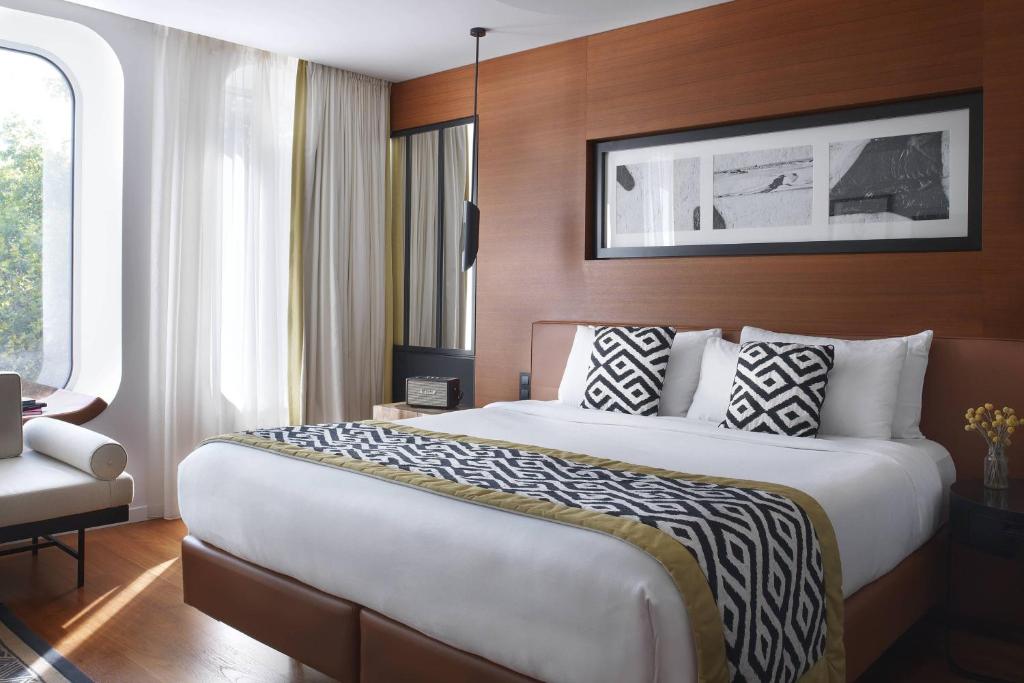 Renaissance Paris Republique Hotel & Spa - 5