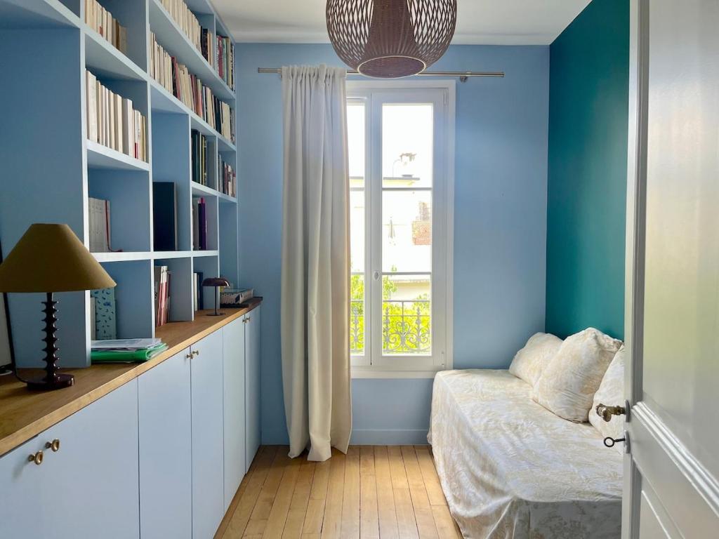 Architect's house, air-conditioned, 5 bedrooms, garden - 4