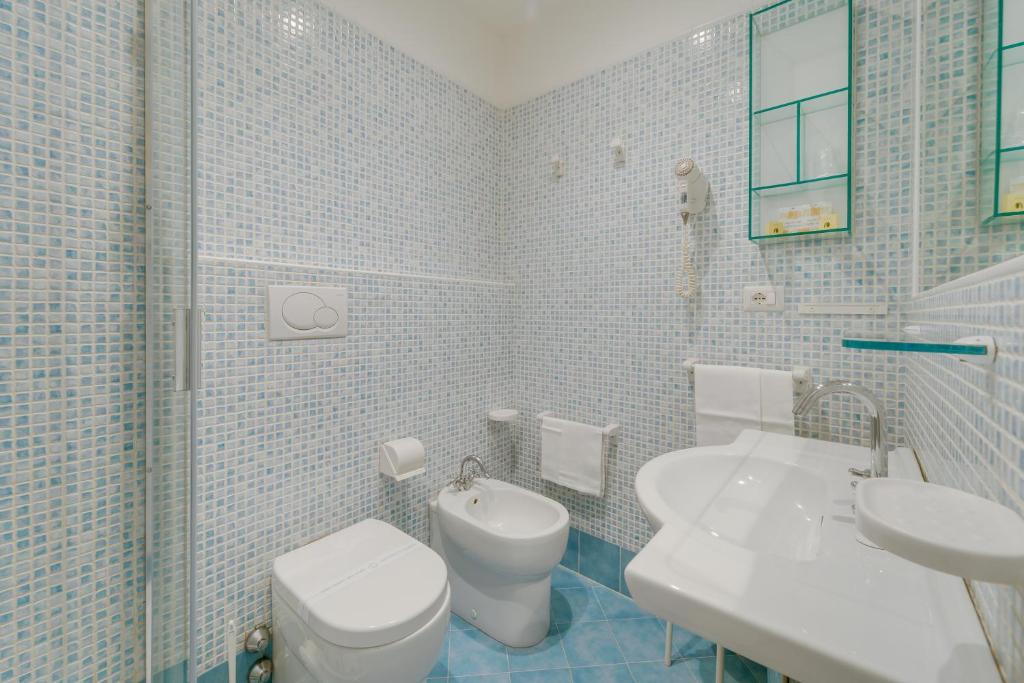 Hotel Antares - 4