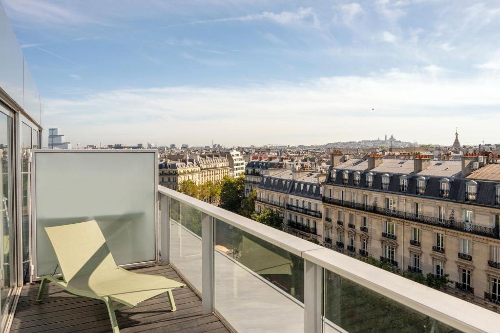 Renaissance Paris Arc de Triomphe Hotel - 4