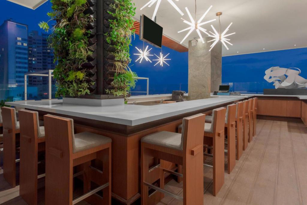 AC Hotel By Marriott Santa Marta - 4
