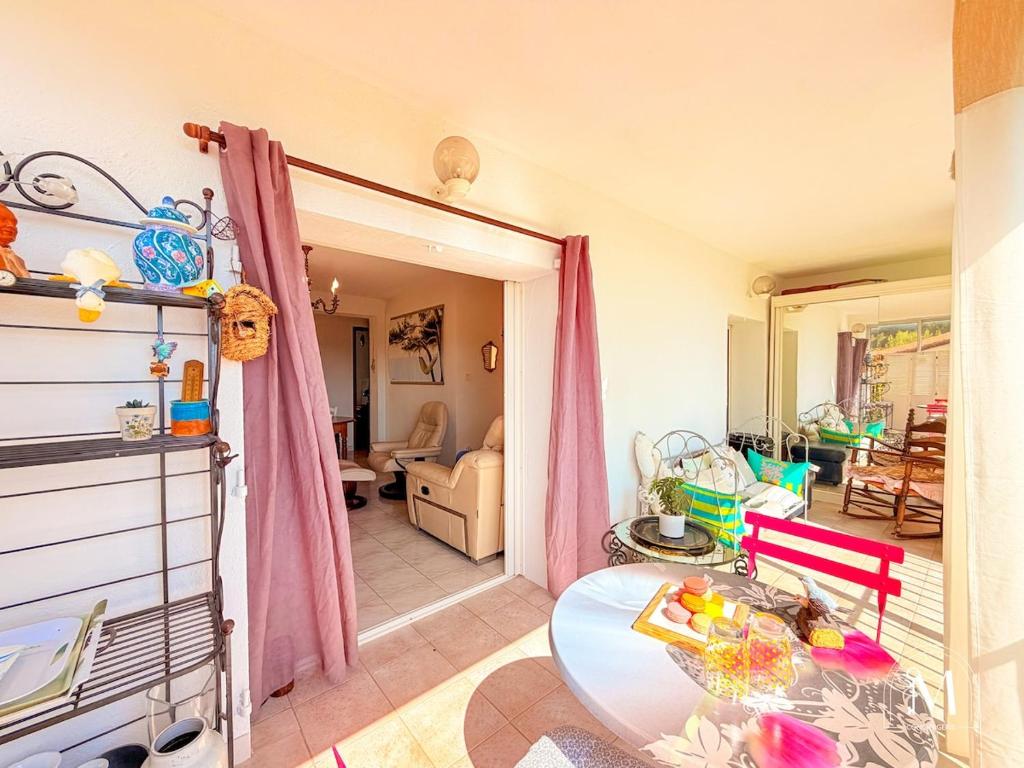 Maisonnette avec jardin et aperçu mer à Bandol - 4