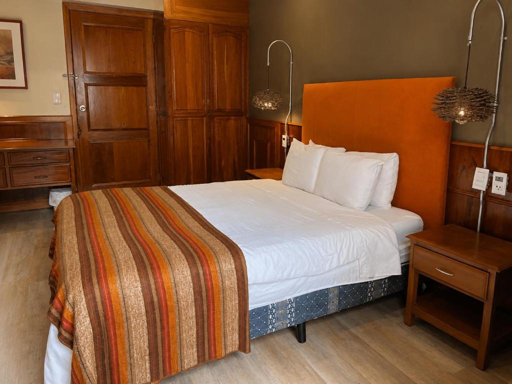 Cavi Rooms 502 - 2