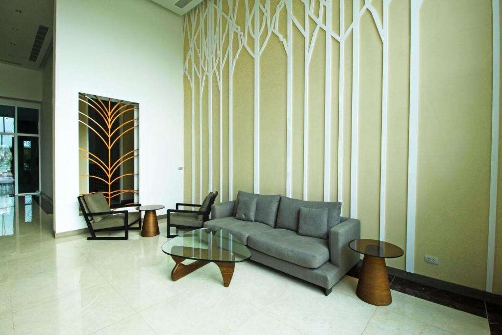 Lobby, Amazon Residence by Pattaya Sunny Rentals in Pattaya