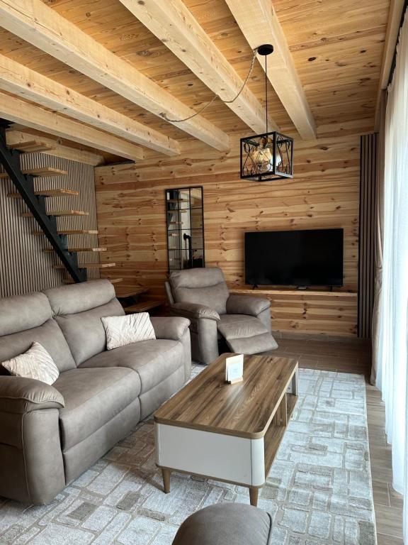 Everpine chalet - 4