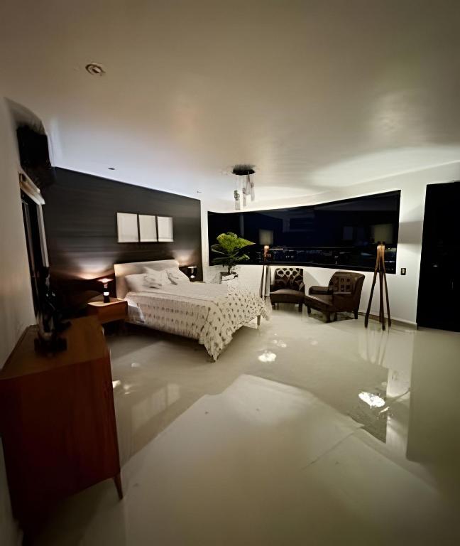 Depto. de lujo, zona residencial - 3