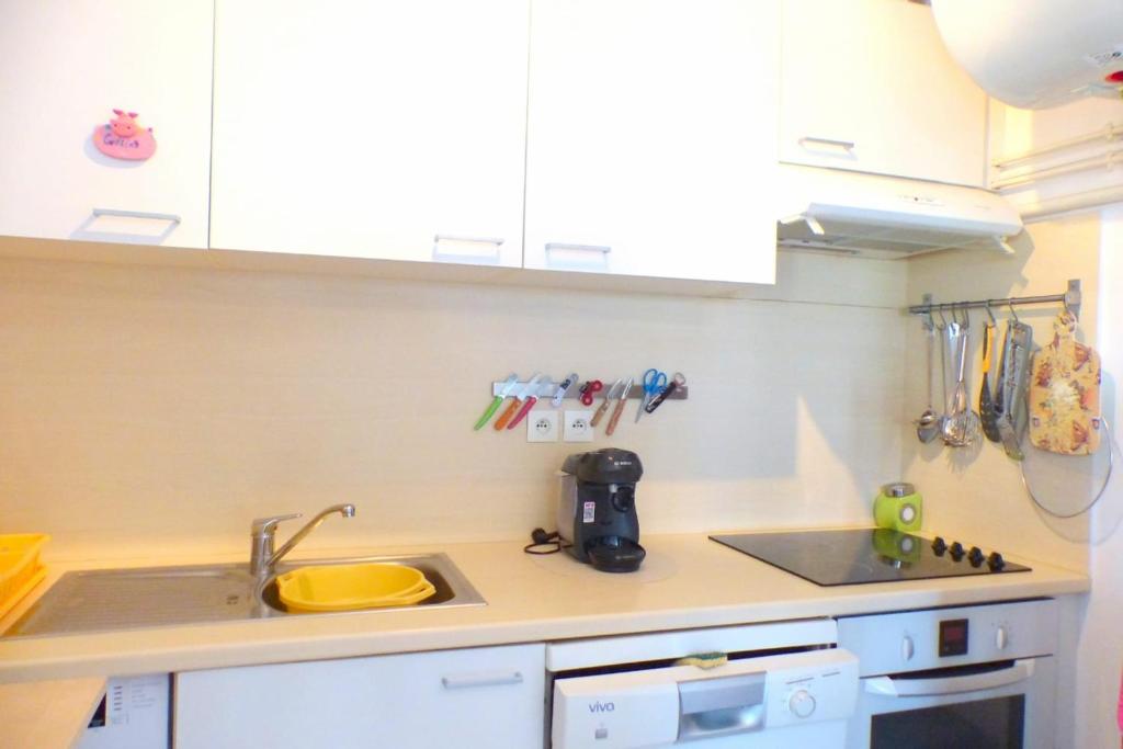 Beaches within walking distance private parking! - 3