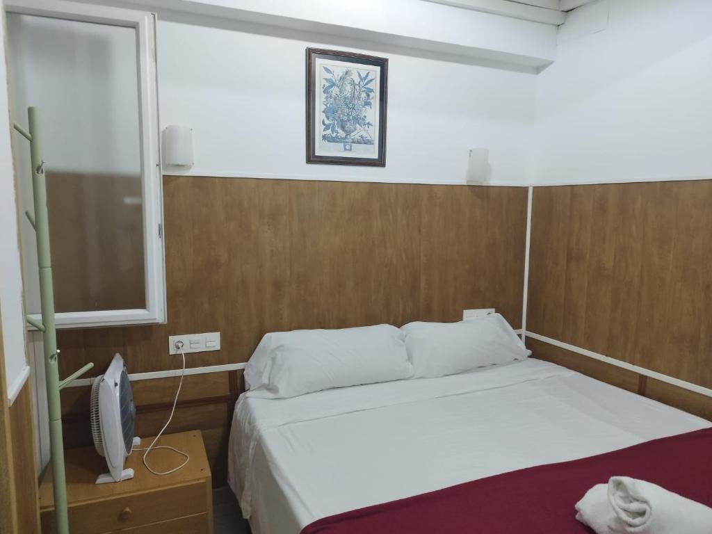 Zurriola Beach Guest House - 1