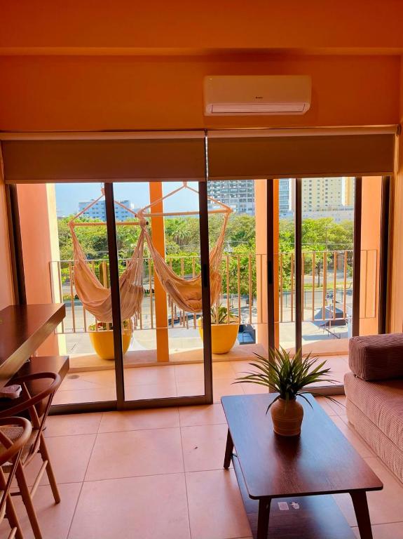 KMCero Suites - 2