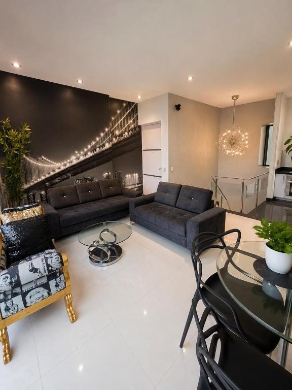 Luxury Duplex Private Terrace Modern Design - 4