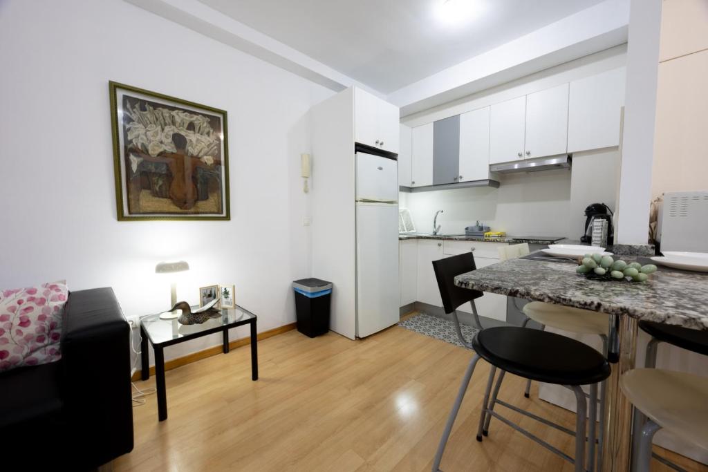 Market Canteras - 24h Access - WiFi - TV - 5